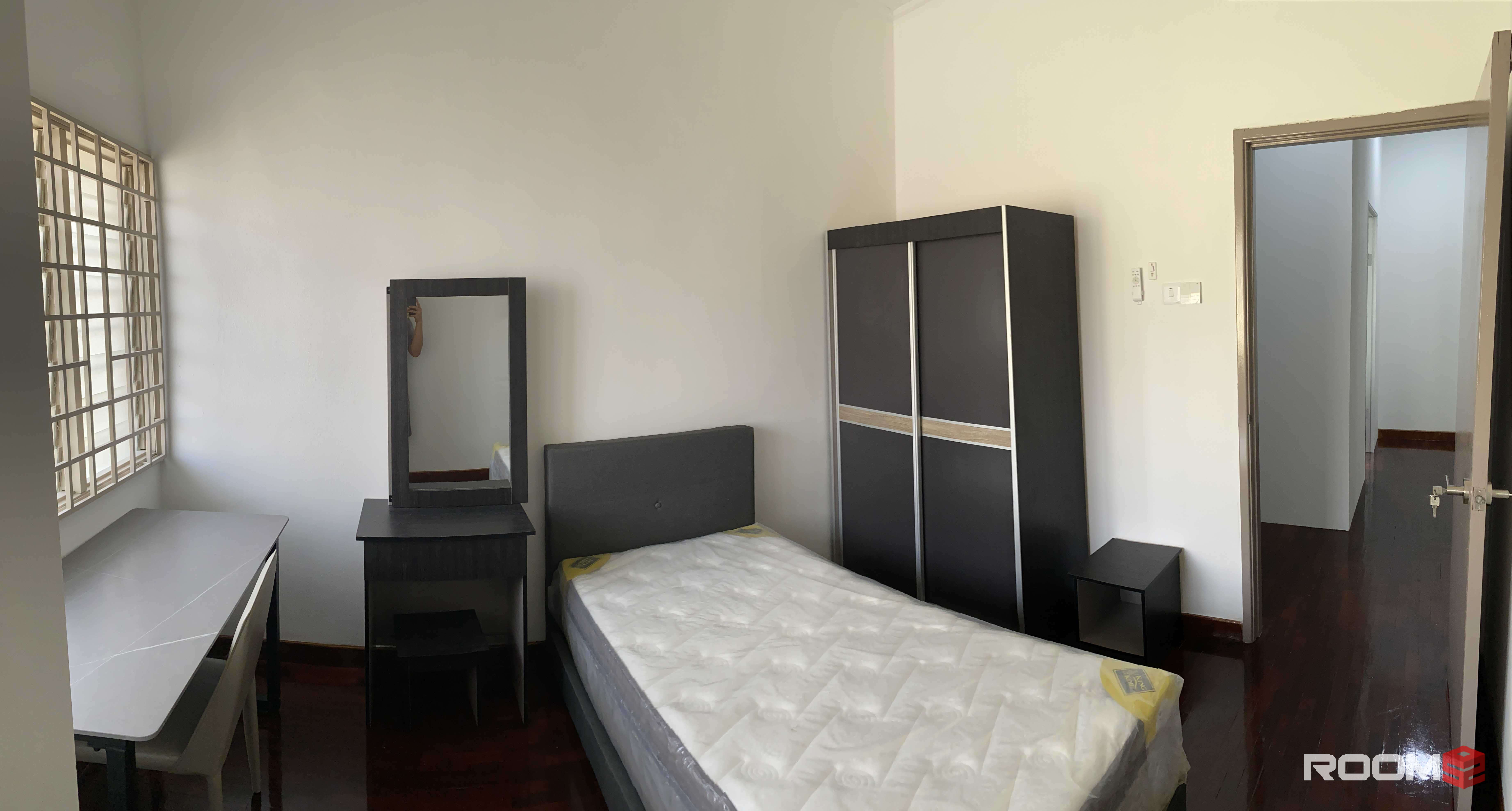USJ 11 Female Single Room for Rent