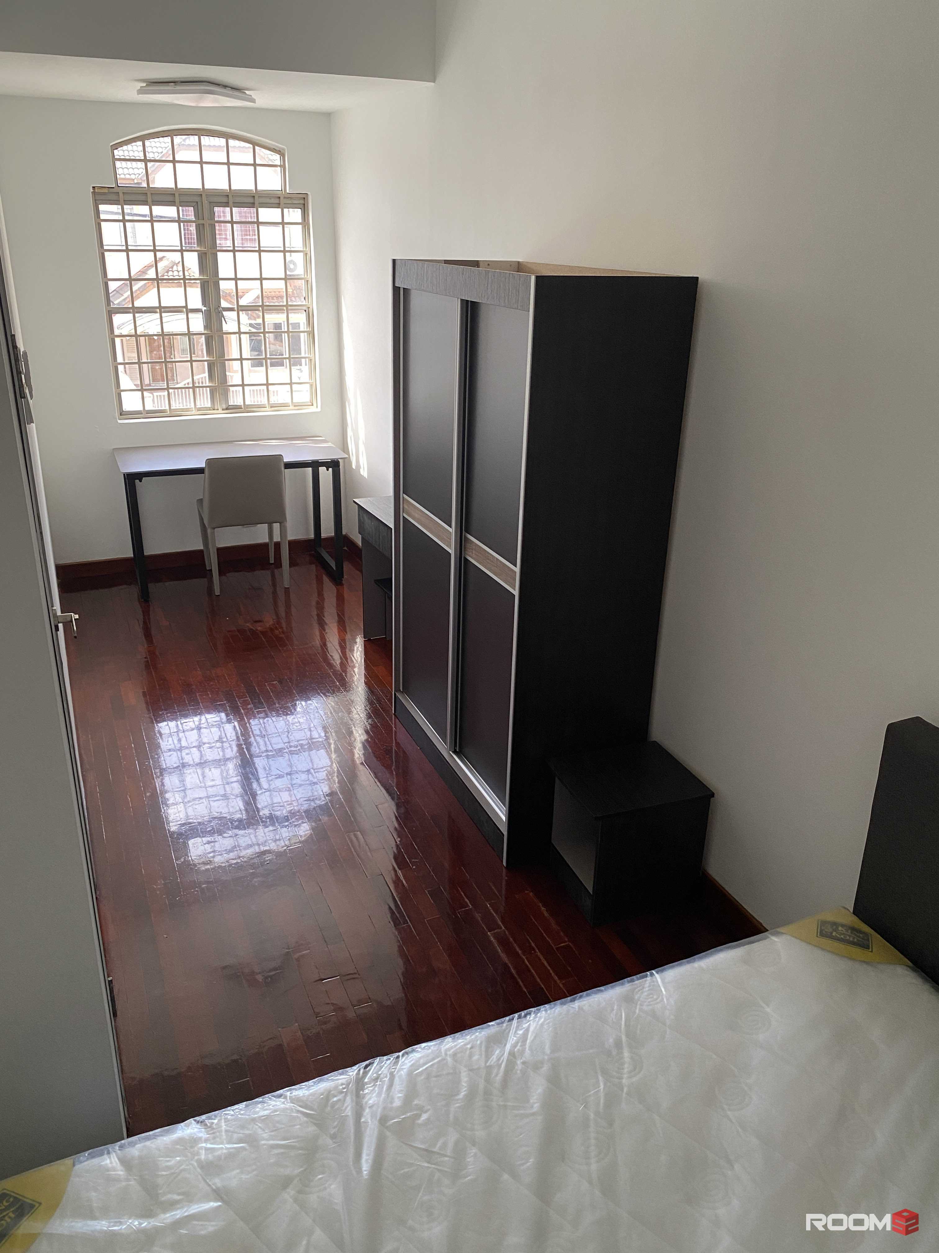 USJ 11 Female Single Room for Rent