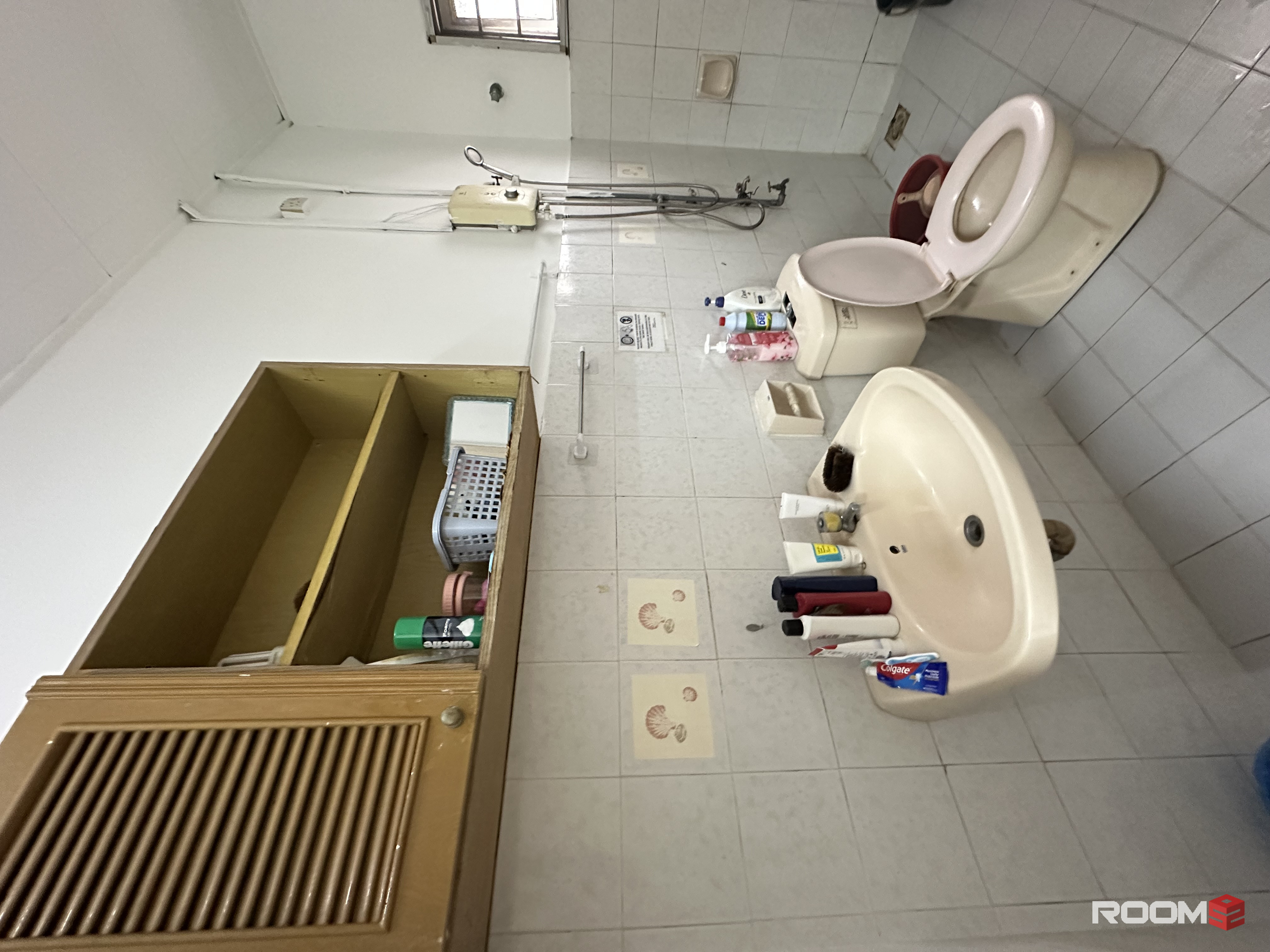 👯‍♀️FEMALE UNIT NEAR MRT/LRT BANDAR UTAMA🚊MOVE IN IMMEDIATELY WITH ZERO DEPOSIT ‼️