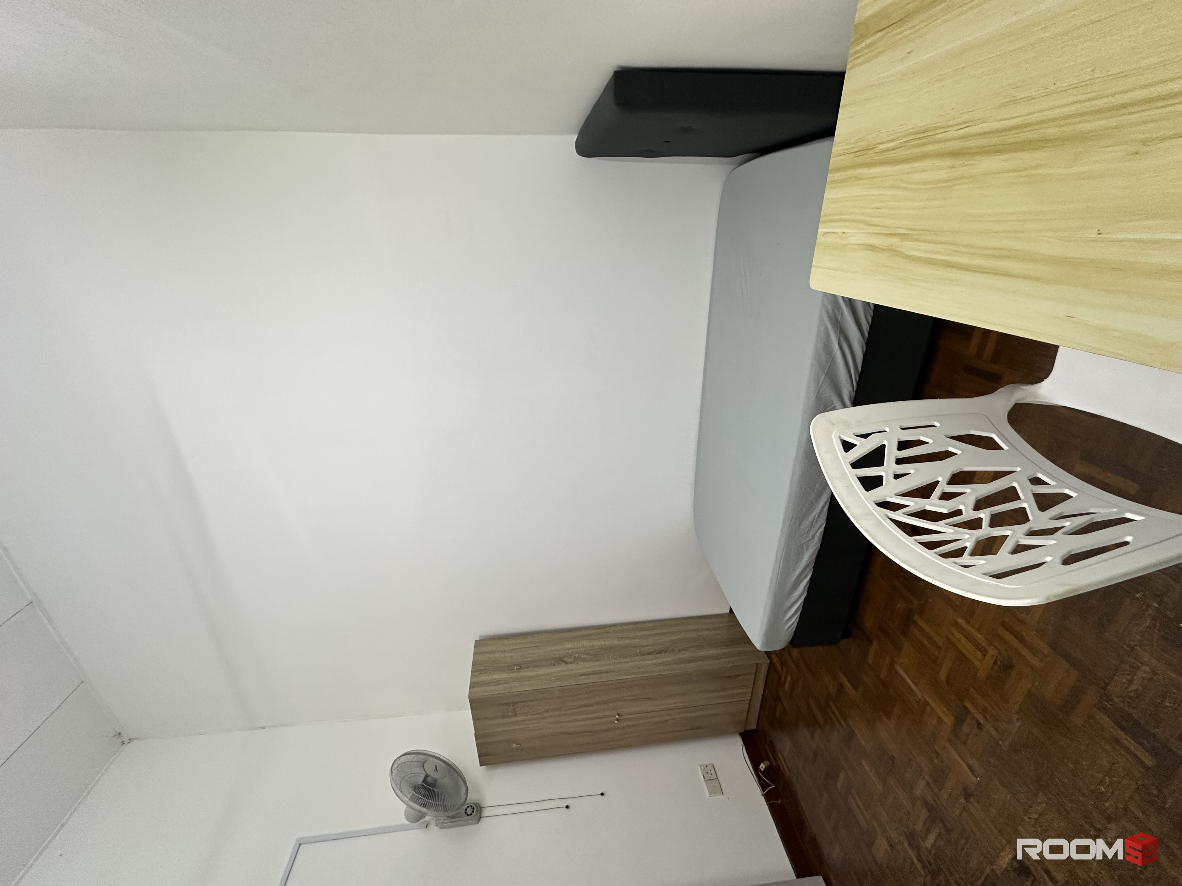 👯‍♀️FEMALE UNIT NEAR MRT/LRT BANDAR UTAMA🚊MOVE IN IMMEDIATELY WITH ZERO DEPOSIT ‼️
