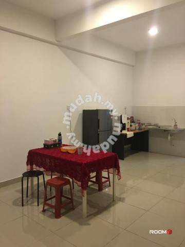 MASTER ROOM AT SEREMBAN 2, BILIK SEWA AINSDALE {FREE UTILITY} KTM, KPJ, AEON (AREA, OFFER, UNIT, LANDMARK)
