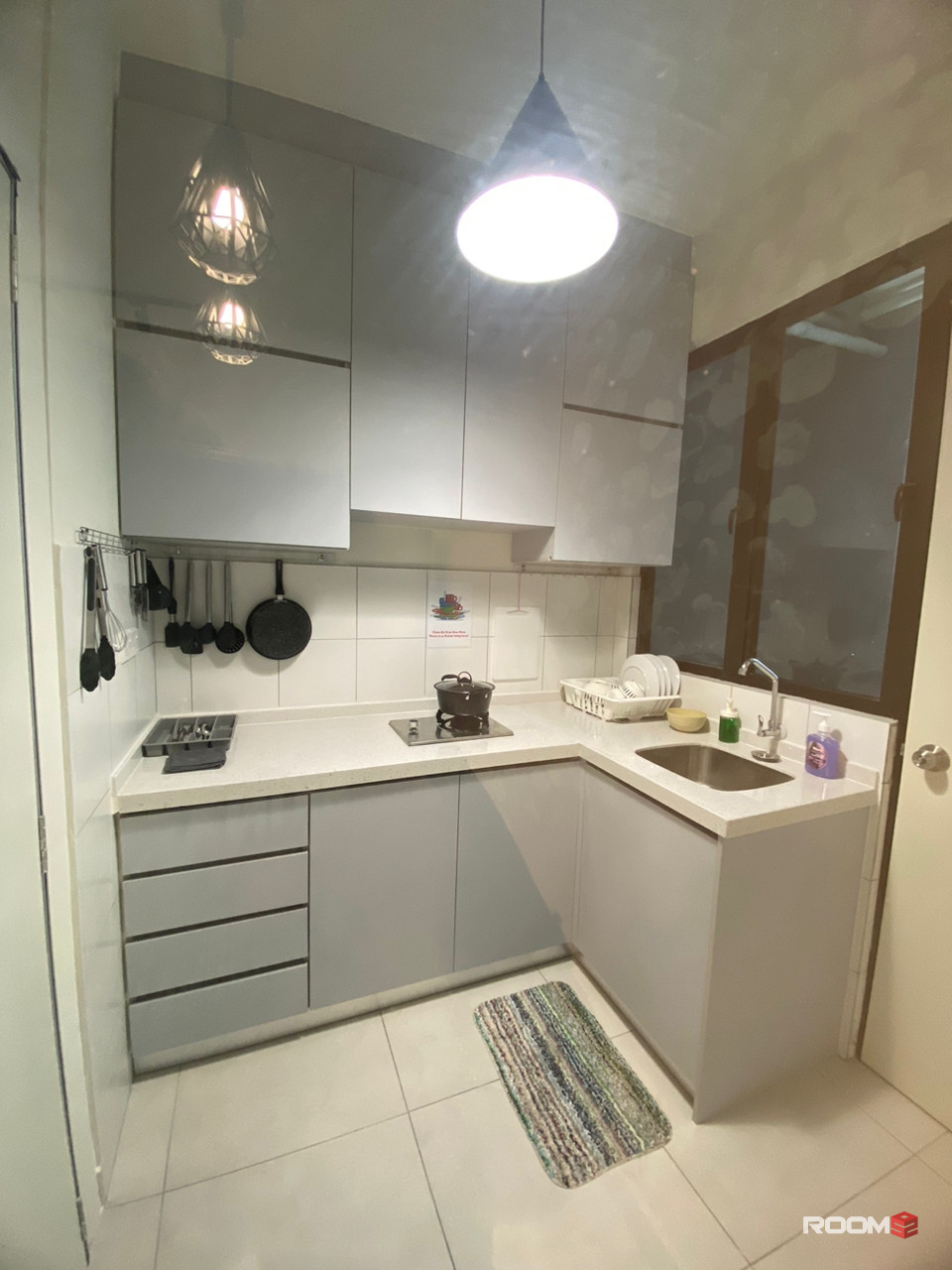 Newly Renovated Majestic Maxim Room For Rent come with Fully Furnish