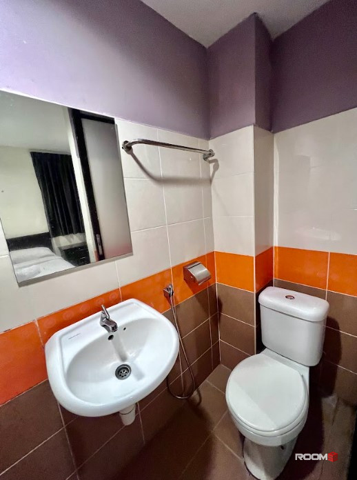 🎈Spacious Co-Living Room with [ Zero Deposit ] HOTEL ROOM FOR LONG STAY KK HOTEL @KAJANG🎈