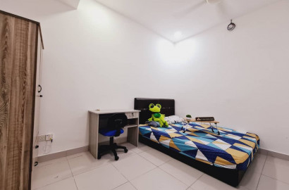 Middle Room at Puchong, Selangor, Bilik Sewa Puchong [ 🔥 👉 𝑶𝒇𝒇𝒆𝒓 ] Lakeside Residence, Bandar Metro, Setiawalk,