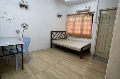 Foc 1 Month 🏡 SS 22 Damansara Jaya Landed House Middle Room To Rent