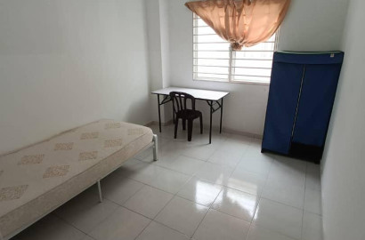 Low Deposit ❗❗❗❗ Private room with window/ Without window For Rent In Klang Valley