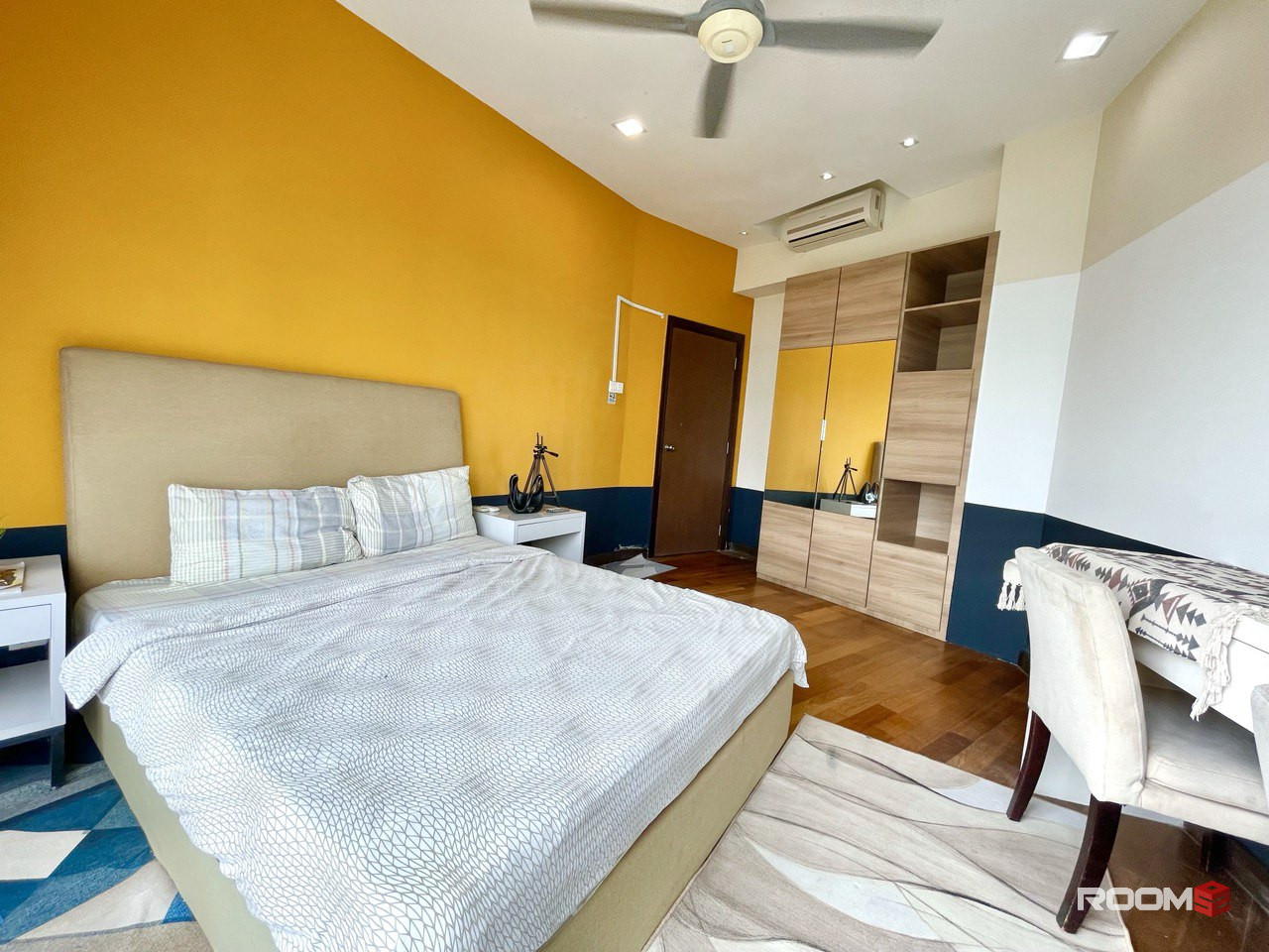 🤚🏻Stop Scroll! 👇🏻This Is The 😎Best Room Rent In KL! Large room for rent at Chow Kit ZERO DEPOSIT