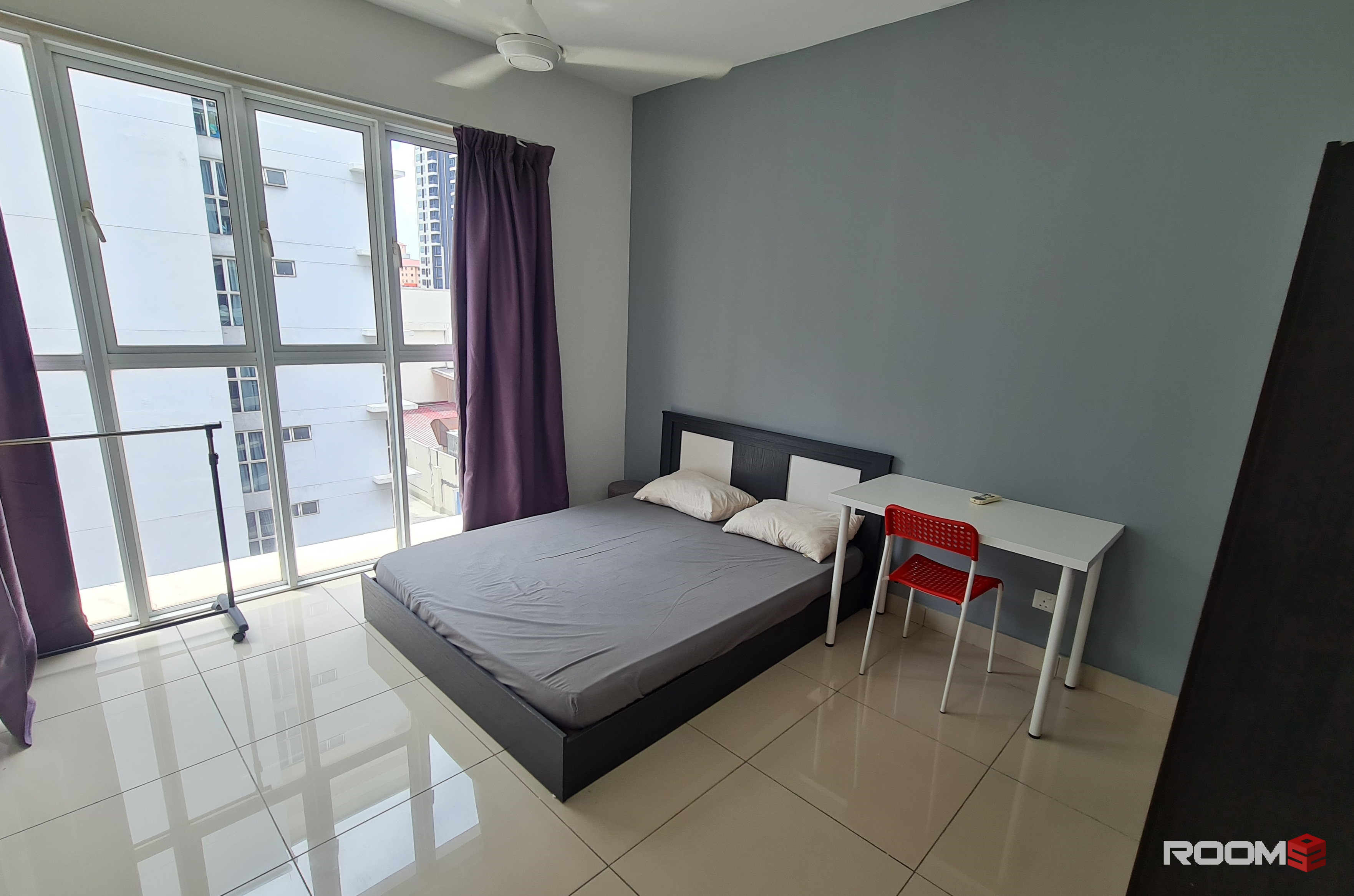 FEMALE UNIT BEDROOM'S FOR RENT. PACIFIC PLACE @ ARA DAMANSARA. WALKING DISTANCE TO LRT STATION. (KELANE LINE)