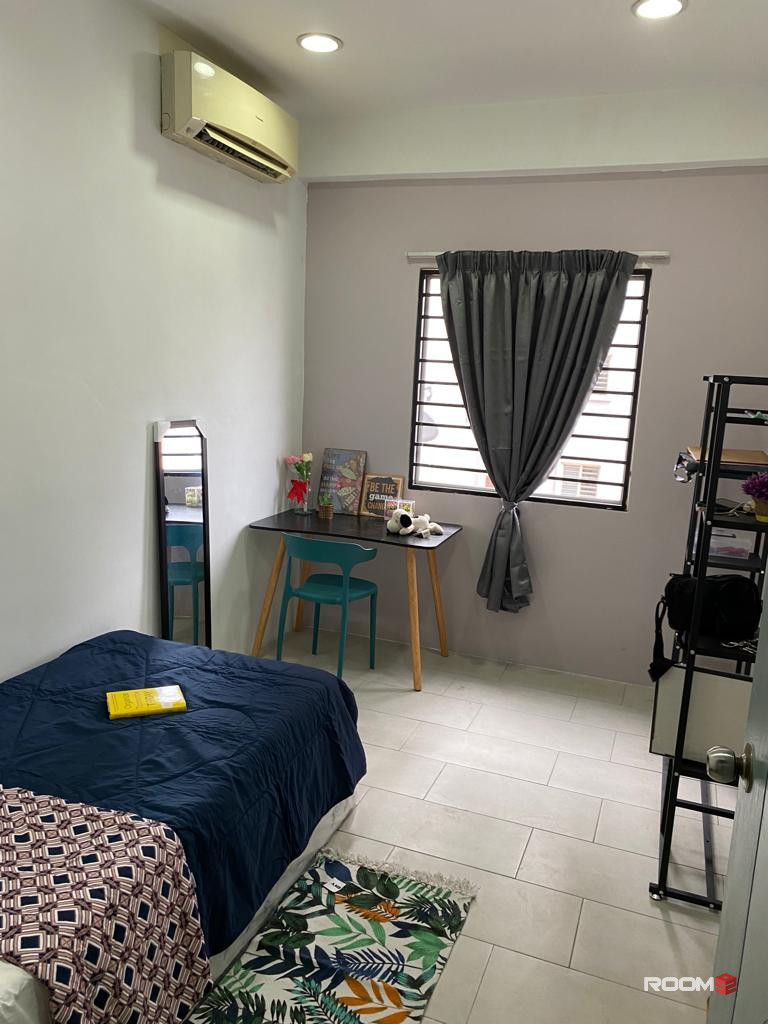 Single room - walking distance to Pavilion Bukit Jalil, Aurora Place, Seri Jalil