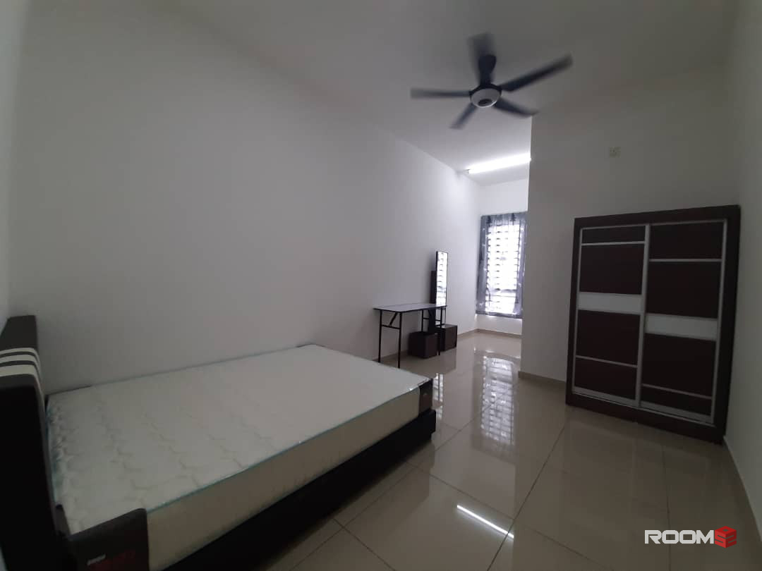 Middle Room at Seremban, Bilik Sewa Suriaman 3 {Free Utility} AEON, Mydin, KPJ (Area, Offer, Unit, Landmark)