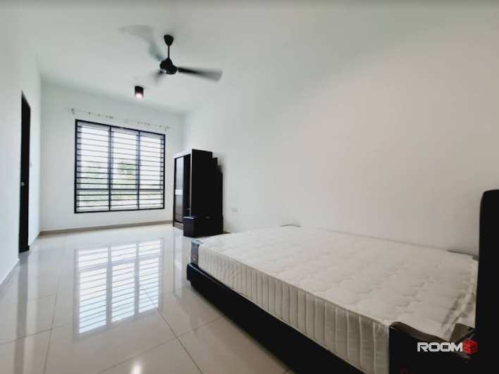 🔥 Hotspot Location 🔥 👉👈 📣 𝑴𝑨𝑺𝑻𝑬𝑹 Room Rent at Kajang, Bdr Tek, Kajang Utama Near to {MRT & KTM 🚊} 📍  Berham