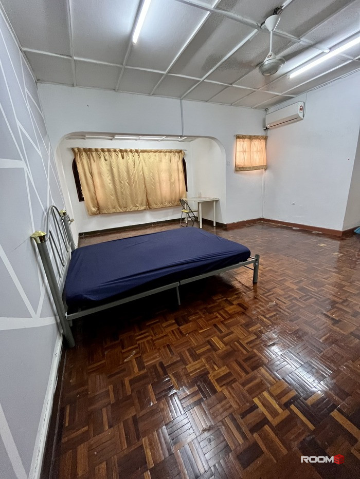 Aircon💦 Master room with Window@TTDI😇