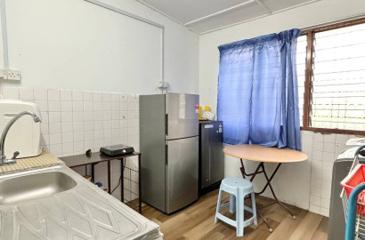 🔥🔥🏠✨PJ SS2 Single Room🌟✨🌈With Funiture, Free WiFi and Clean Environment🛏️💼🪑