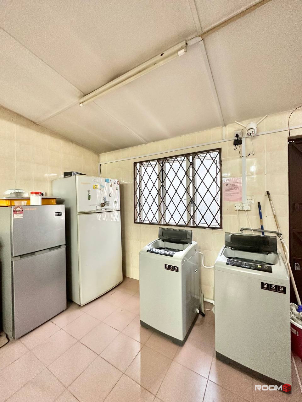 PJ SS2, Middle Room🛌 Fully Furnished, Wifi Provided!