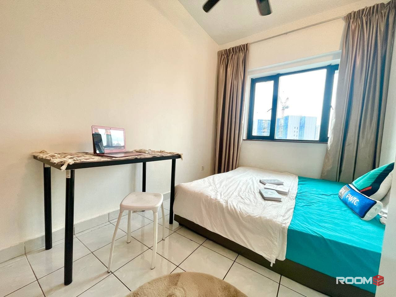 😍Cheap Rental at Premium Condominium 🥰 Room Rent At PWTC Area