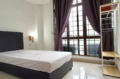 | Fully Furnished Master Room Pusat Perdagangan Subang Permai⚡️Plenty of Car Park Available🌟Private Bathroom🌟Last Room