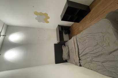 CLEAN & COMFORTABLE Male Unit Single Room | Utropolis Glenmarie