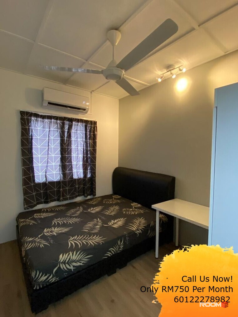 Cozy with FULLY FURNISHED Middle Room for RENT at Pusat Bandar Puchong, Puchong