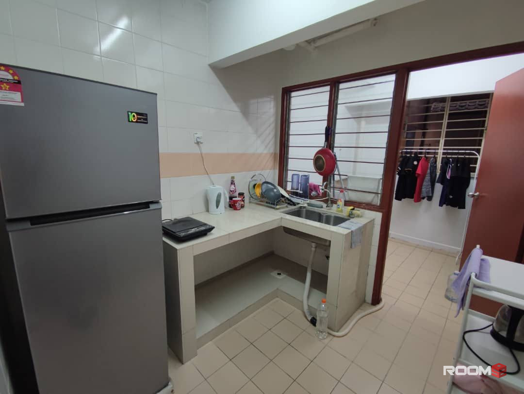 Cozy Room FOR RENT  (Damai Apartment @ Subang Bestari)