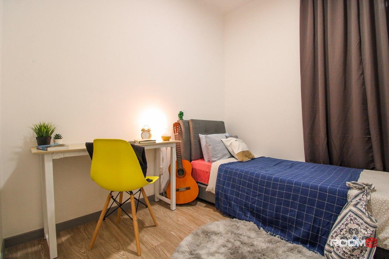 🏠🛏️🔑 Spacious Room for Rent in Segambut Attached To Mall - Move-in Ready ❗