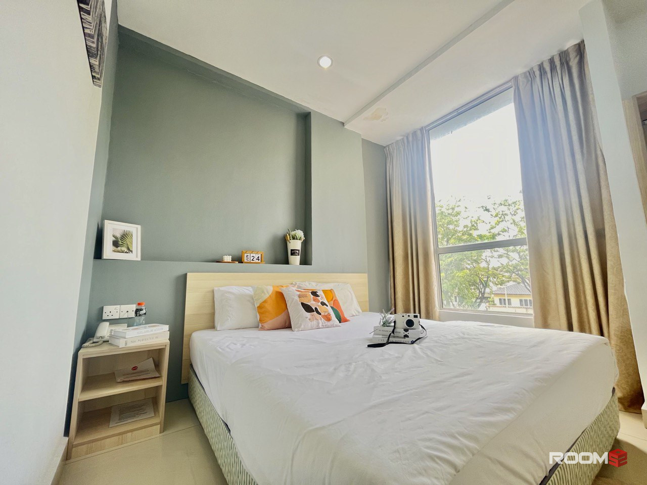 😭 Tired Searching For Room? 😥 Contact Us For Room Rent Next To Atria Mall ! 🤩