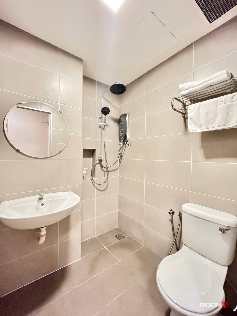 🧐 Looking For A Luxury Place With Complete Furnished? 💡 🧘🏻‍♀️ Try Us Now! At Setapak KL 😍  You Won't Regret 💯