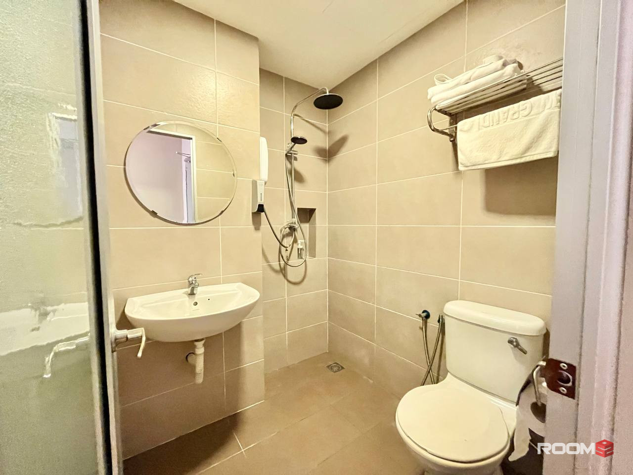🧐 Looking For A Luxury Place With Complete Furnished? 💡 🧘🏻‍♀️ Try Us Now! At Setapak KL 😍  You Won't Regret 💯