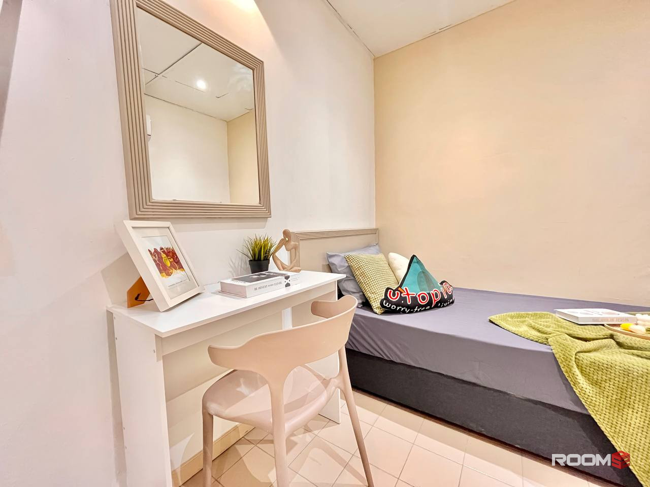 😎! Save your money💰 Room Rent With NO DEPOSIT 🙋🏻‍♀️ Near Atria Gallery