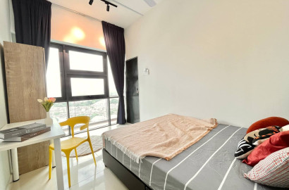 Looking For Queen Room? 👭 No Worries 👏🏻 Let's Rent With Us 😍 Private Room In PJ Area 🤩 Limited ‼️
