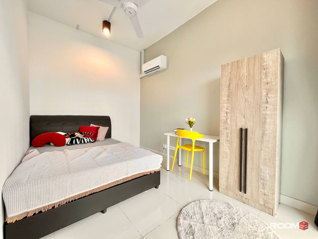 Looking For Queen Room? 👭 No Worries 👏🏻 Let's Rent With Us 😍 Private Room In PJ Area 🤩 Limited ‼️