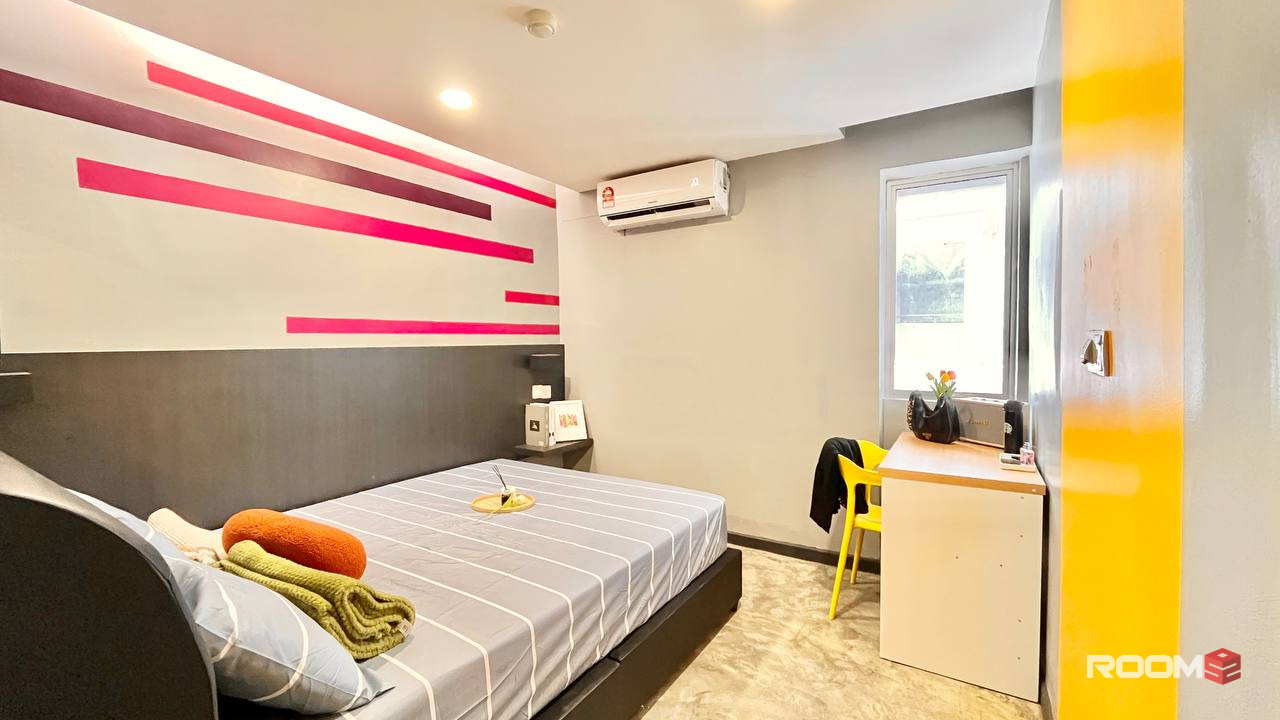 Nicely Modern Design 🌟 With Spotlessly Clean 🧹 At Brickfields, KL Sentral 👍🏻 Waling Distance to Monorail 💯