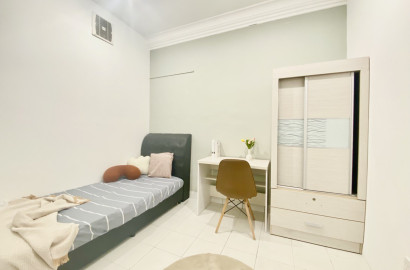 Hard To Find Room Without Deposit 😪? Move To PWTC Area 👝🤩 Near to LRT PWTC & KTM Putra 🚄