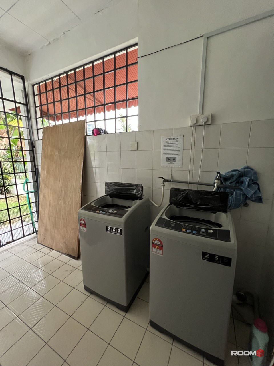 BANDAR UTAMA ROOM FOR RENT