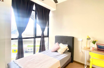 "Move-in Ready! 🛋️ Furnished room for rent near MRT Kentonmen 🌆 - Your stylish haven in the city! 💫"