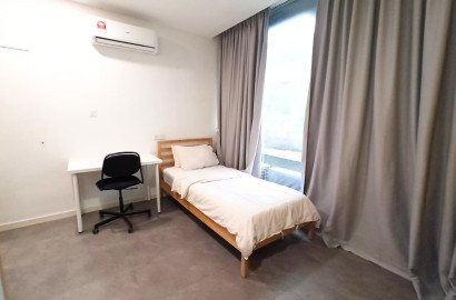 Nicely Modern Design 🌟 With Spotlessly Clean 🧹 At UDU Maluri 👍🏻 Near To MRT & Bus Station 💯