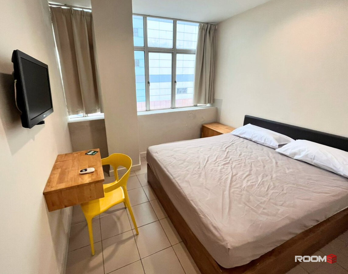 🏙️ "Elevate your stay near Plaza Metro Kajang! Book your room now. 🏨