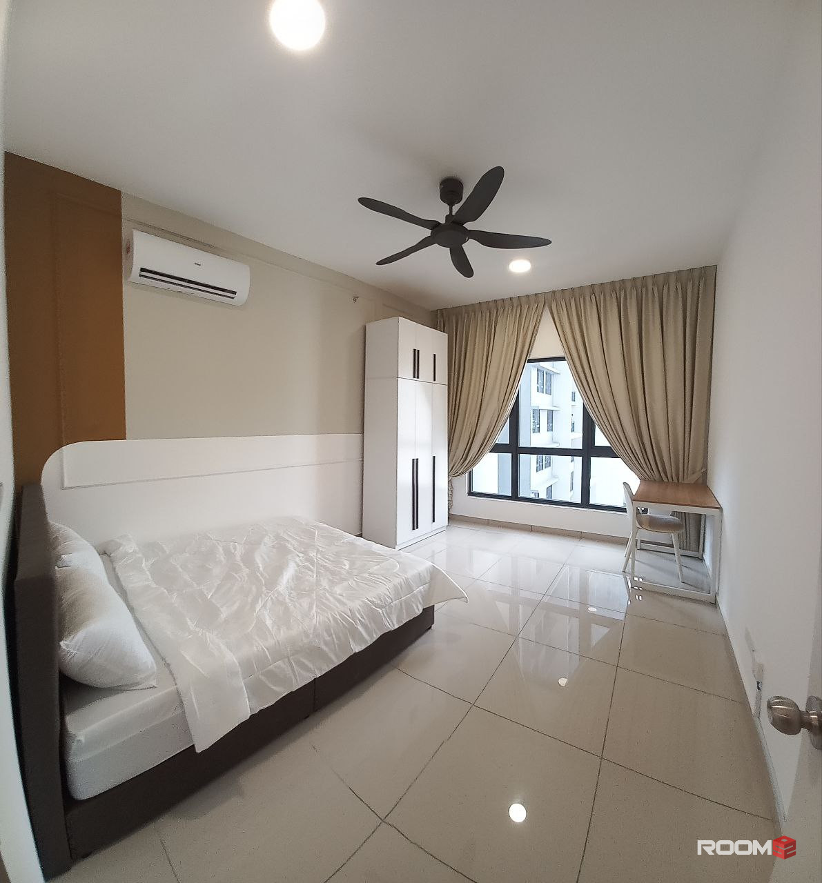 Medium Room at D'QUINCE Damansara Perdana Mutiara Damansara