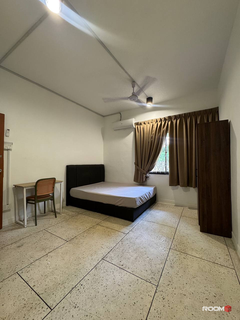 💥 Low Deposit Offer 🎁 Cozy Room 🚿 Near City Square & JBCC 🏙️