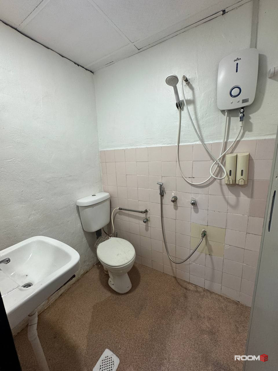 🏡 Zero Deposit! Cozy Room @ Star Inn 🌟 Opp Holiday Plaza 🏙️