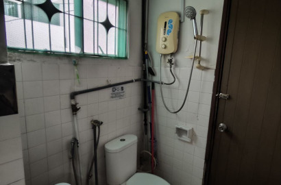 📍TTDI 🚽Attached Bathroom