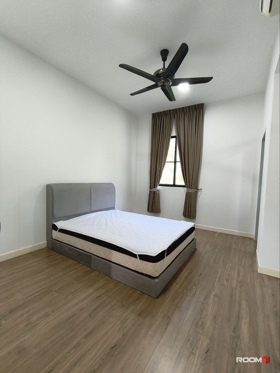 😍PJ MASTER ROOM | Walking to UM, LRT & Damansara Utama | Room Available Now!! Fully Furnished