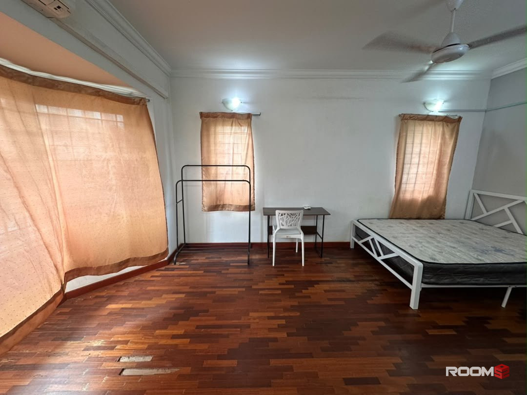 👑 Spacious Master Room for Rent @ Bandar Utama | RM870