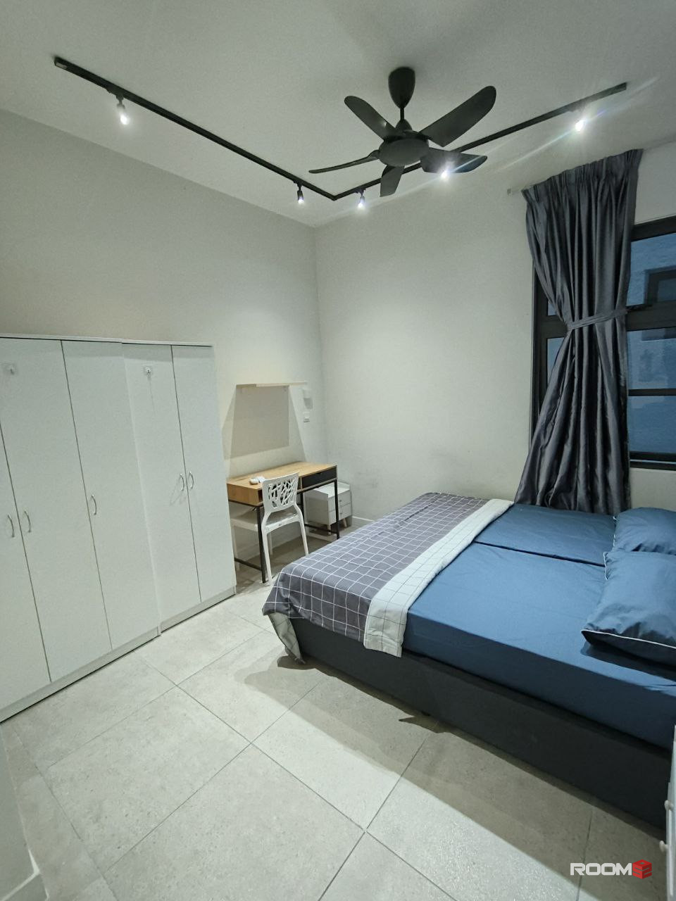 👩🏻‍🎓 Student Accommodation 👩🏻‍🎓🛏️ Middle Room 🛏️ 🪑 Fully Furnished 🪑