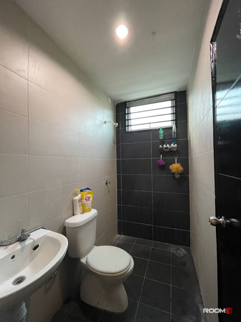 Rent Room Sendayan/ Seremban Negeri Sembilan Fully Furnished Private Toilet Female Unit