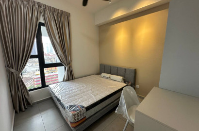 📍Divo Residence Middle Room for rent  🚌10mins to Mid Valley