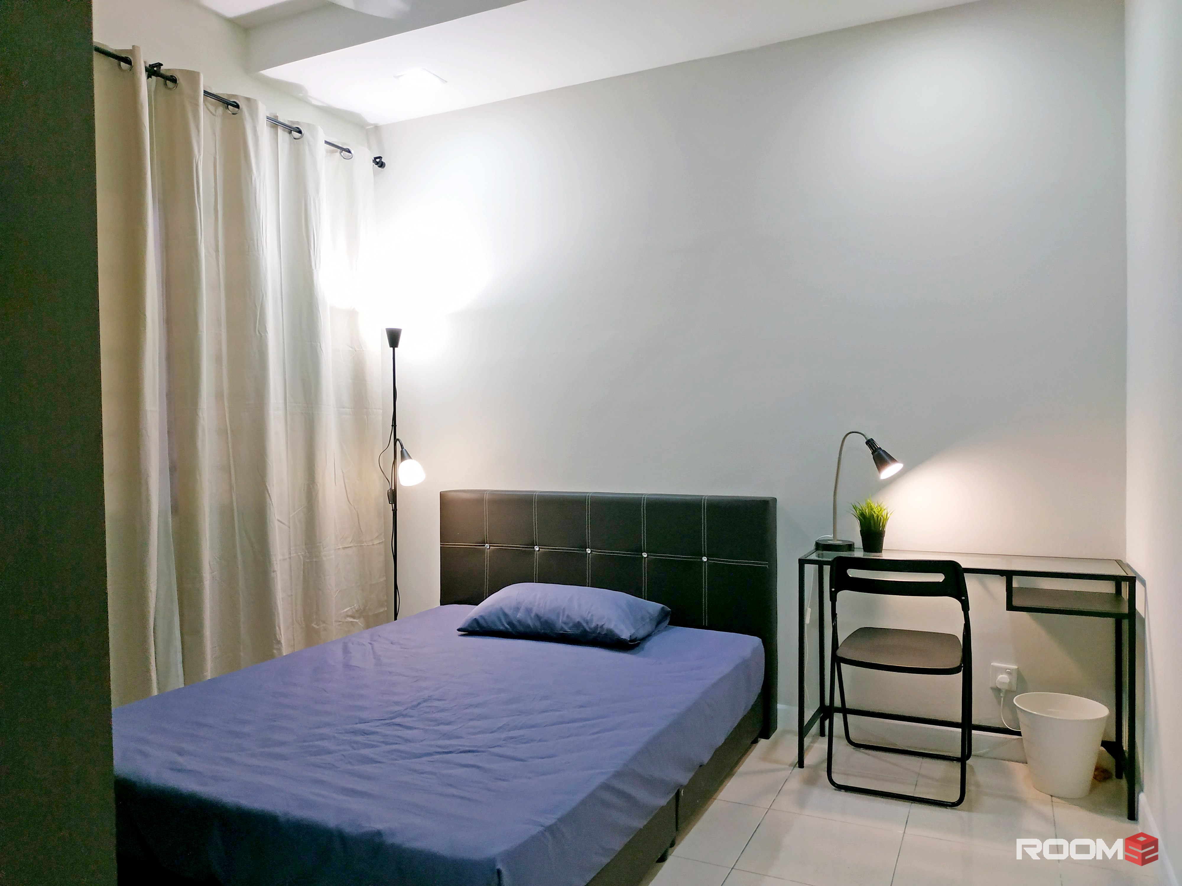*FULLY FURNISHED PRIVATE FEMALE ROOM FOR RENT*