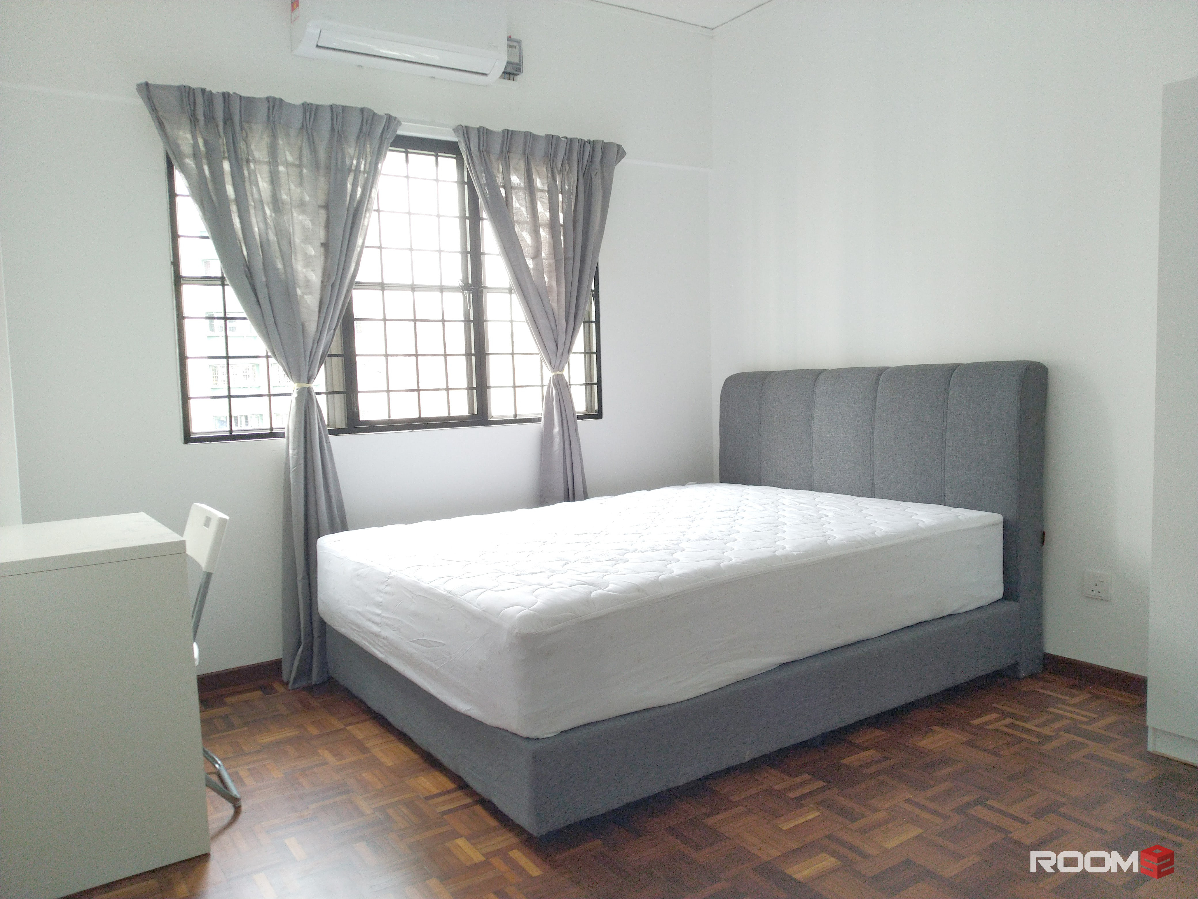 All Chinese Female Unit - Master room with attached bathroom