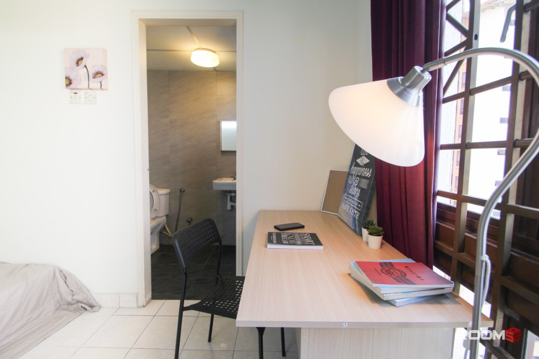 [NO DEPOSIT] Master Room with Private Bathroom