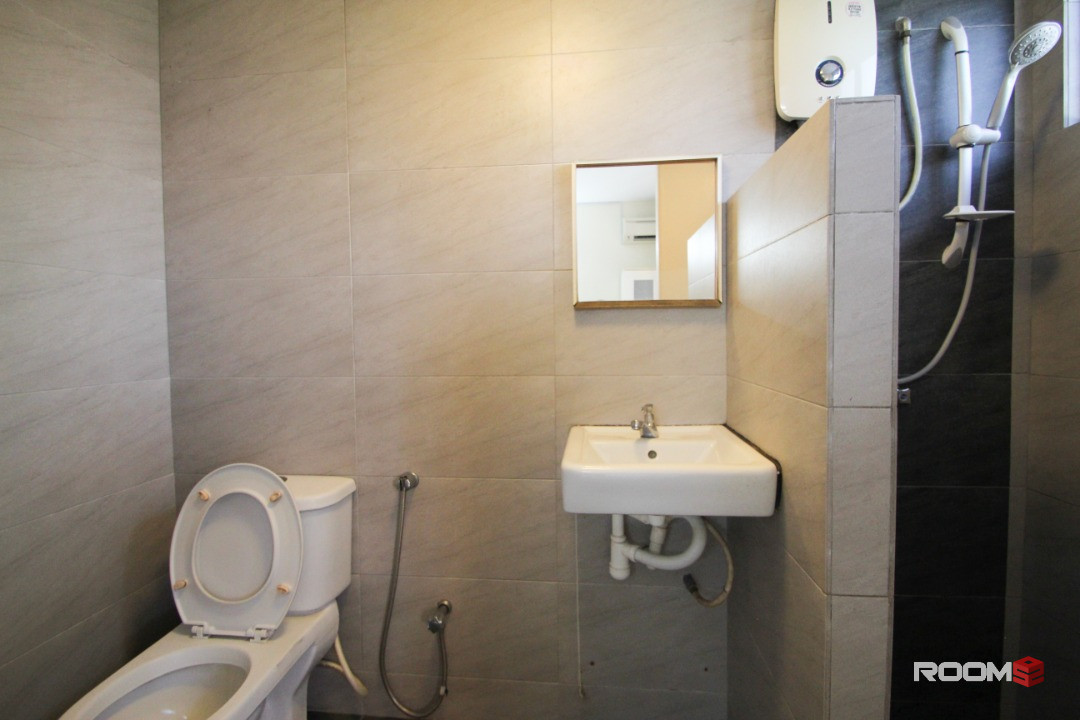 [Zero Deposit Package] Master Room with Private Bathroom for Rent @ Palm Spring Kota Damansara
