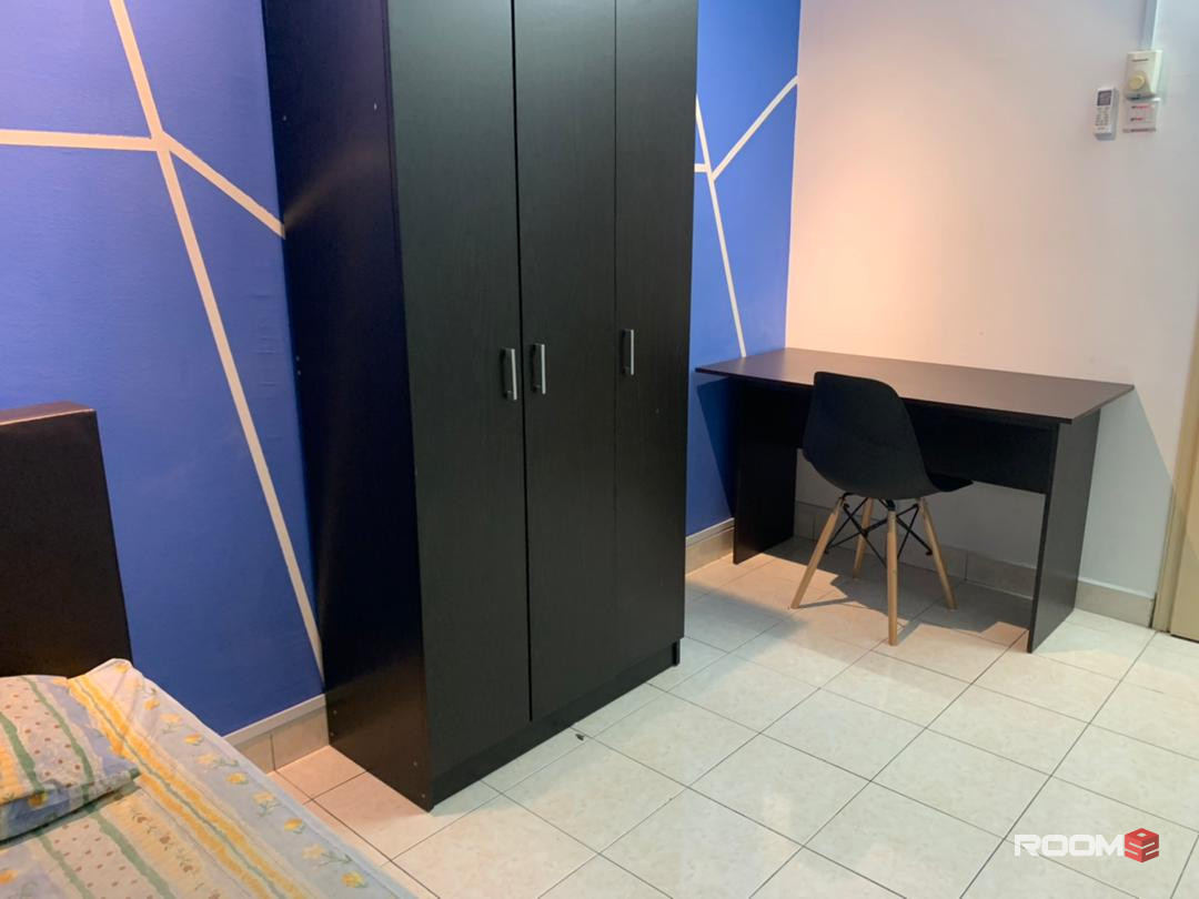 FULLY FURNISHED SINGLE ROOM AIRCONDITIONED IN KOTA DAMANSARA